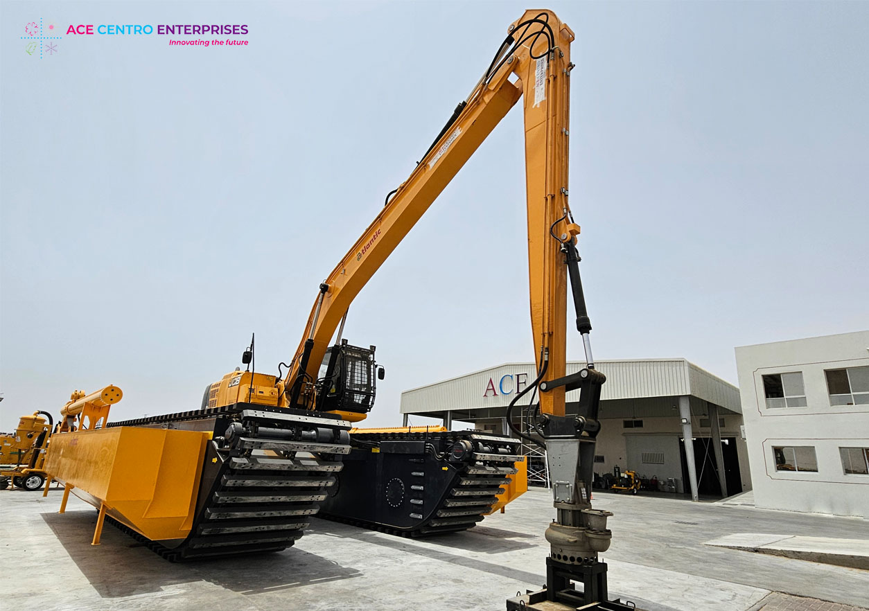 ATLANTRAX 300
AMPHIBIOUS EXCAVATOR